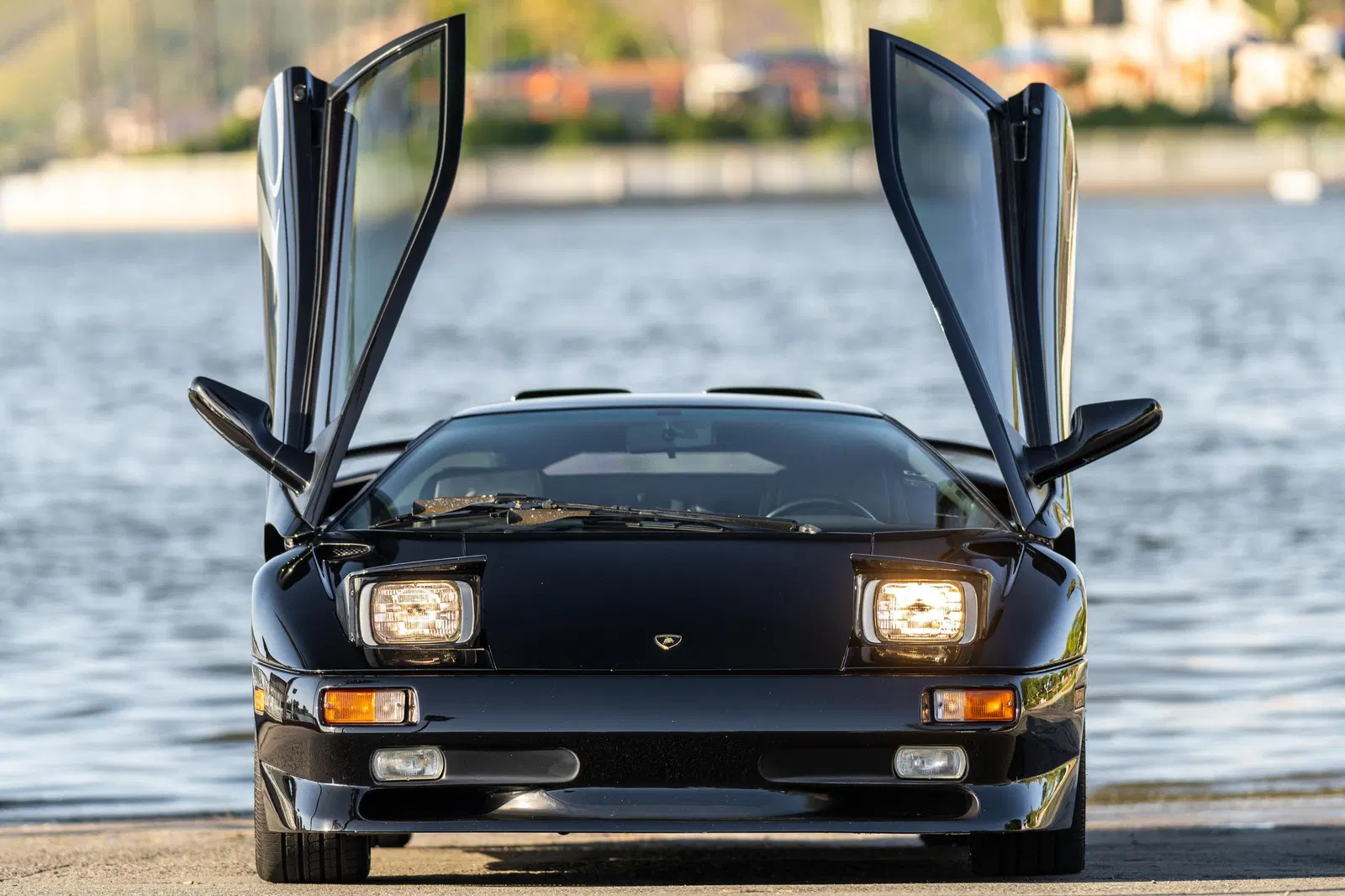 1998 Lamborghini Diablo SV - ~24,200 Miles, Gated 5-Speed Manual, 510-hp V12, Reviewed by Doug DeMuro