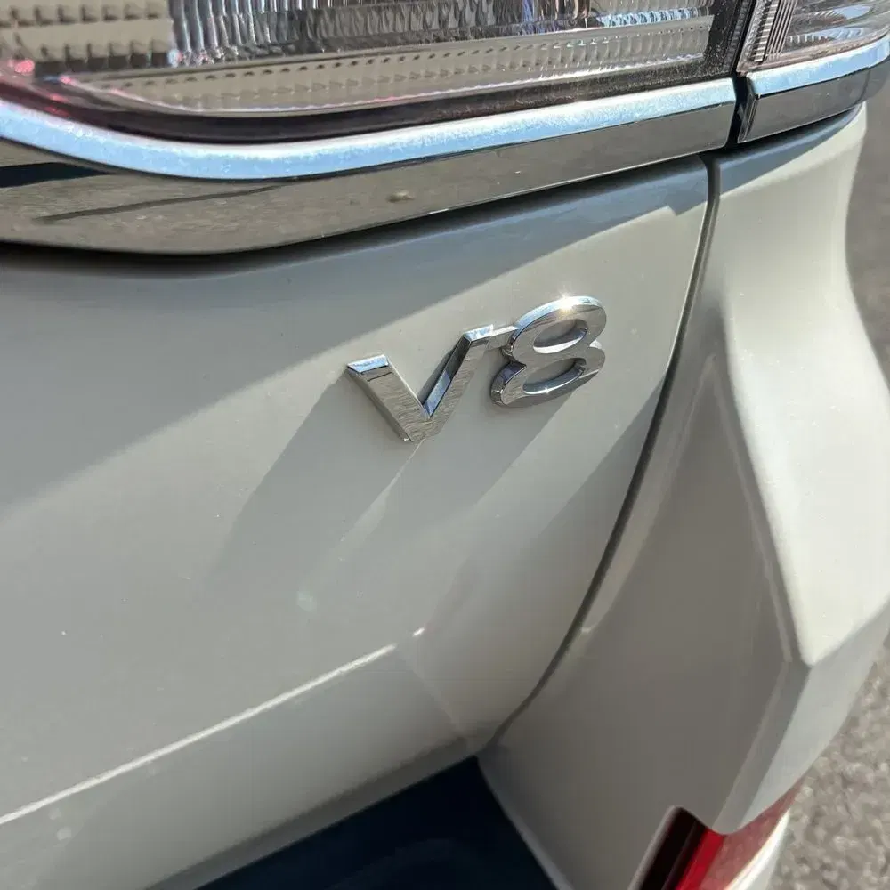 2019 Toyota Land Cruiser Base