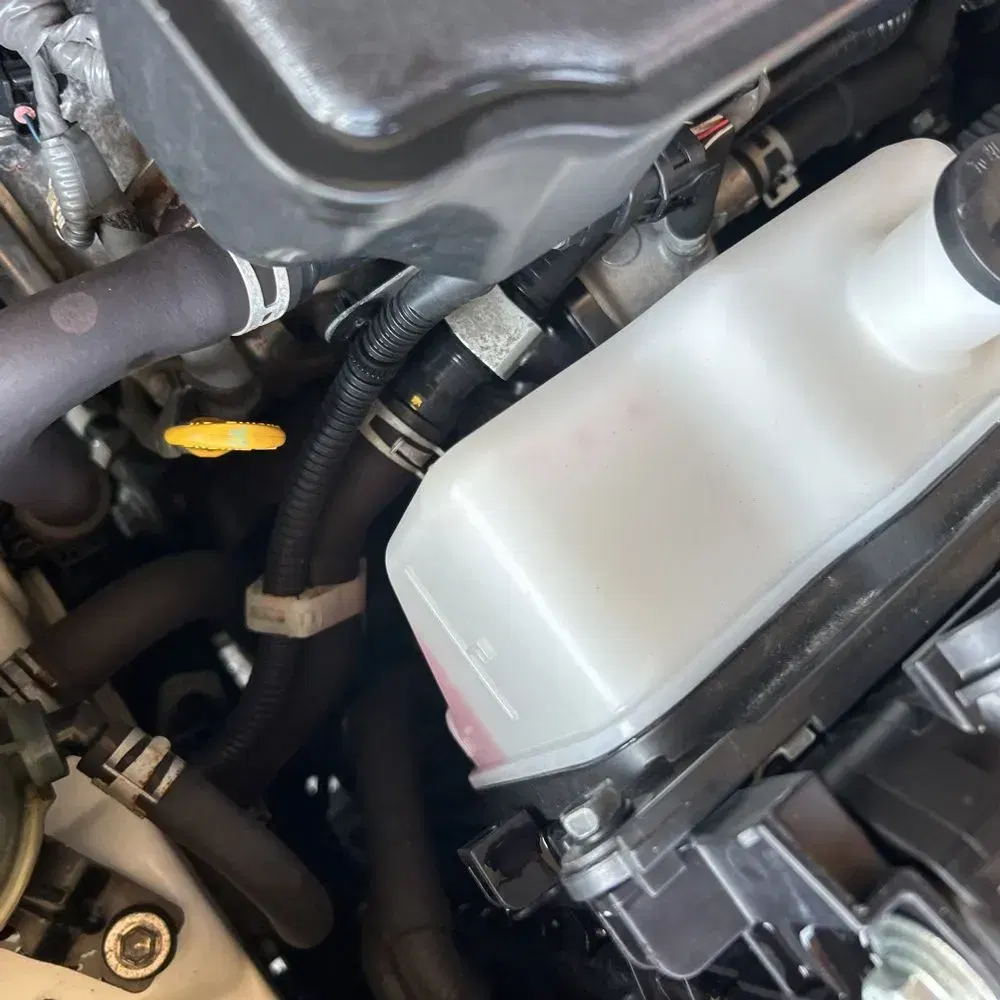2019 Toyota Land Cruiser Base