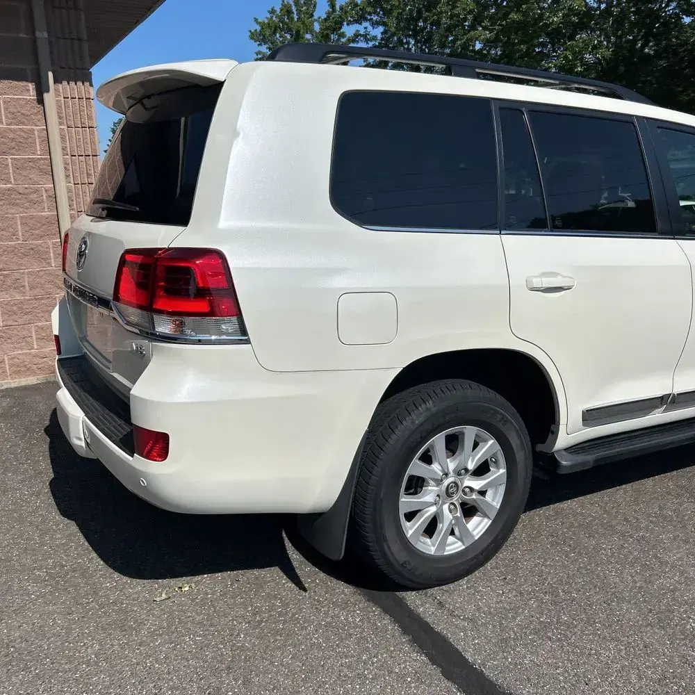 2019 Toyota Land Cruiser Base