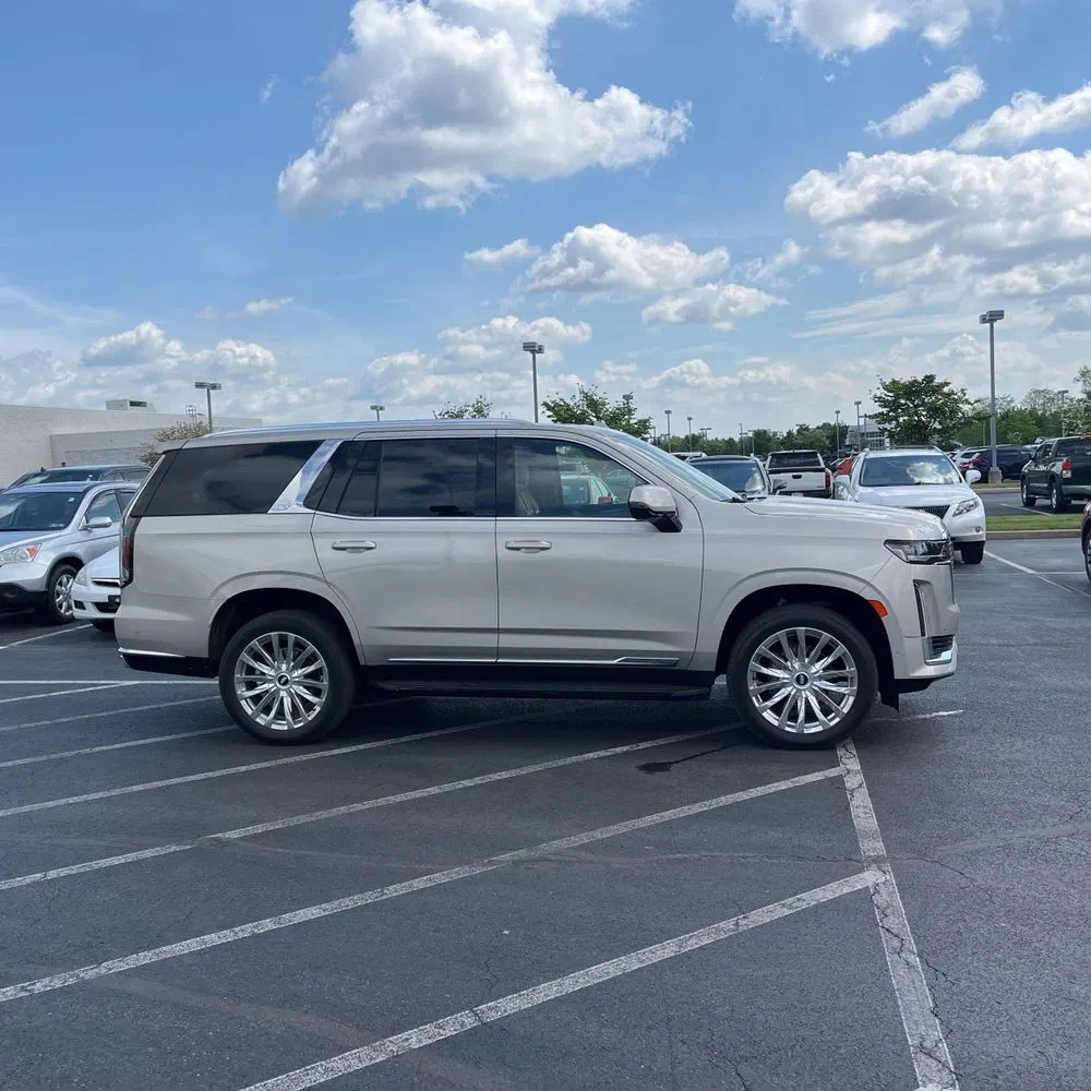 2022 Cadillac Escalade Premium Luxury
