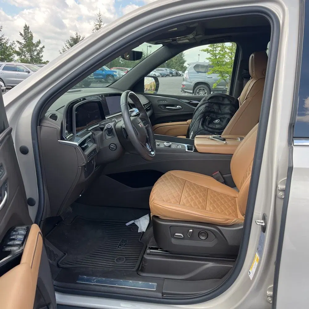 2022 Cadillac Escalade Premium Luxury