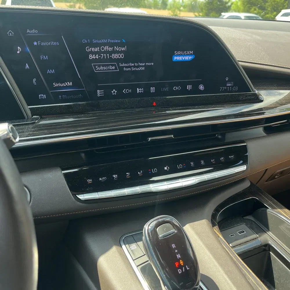 2022 Cadillac Escalade Premium Luxury