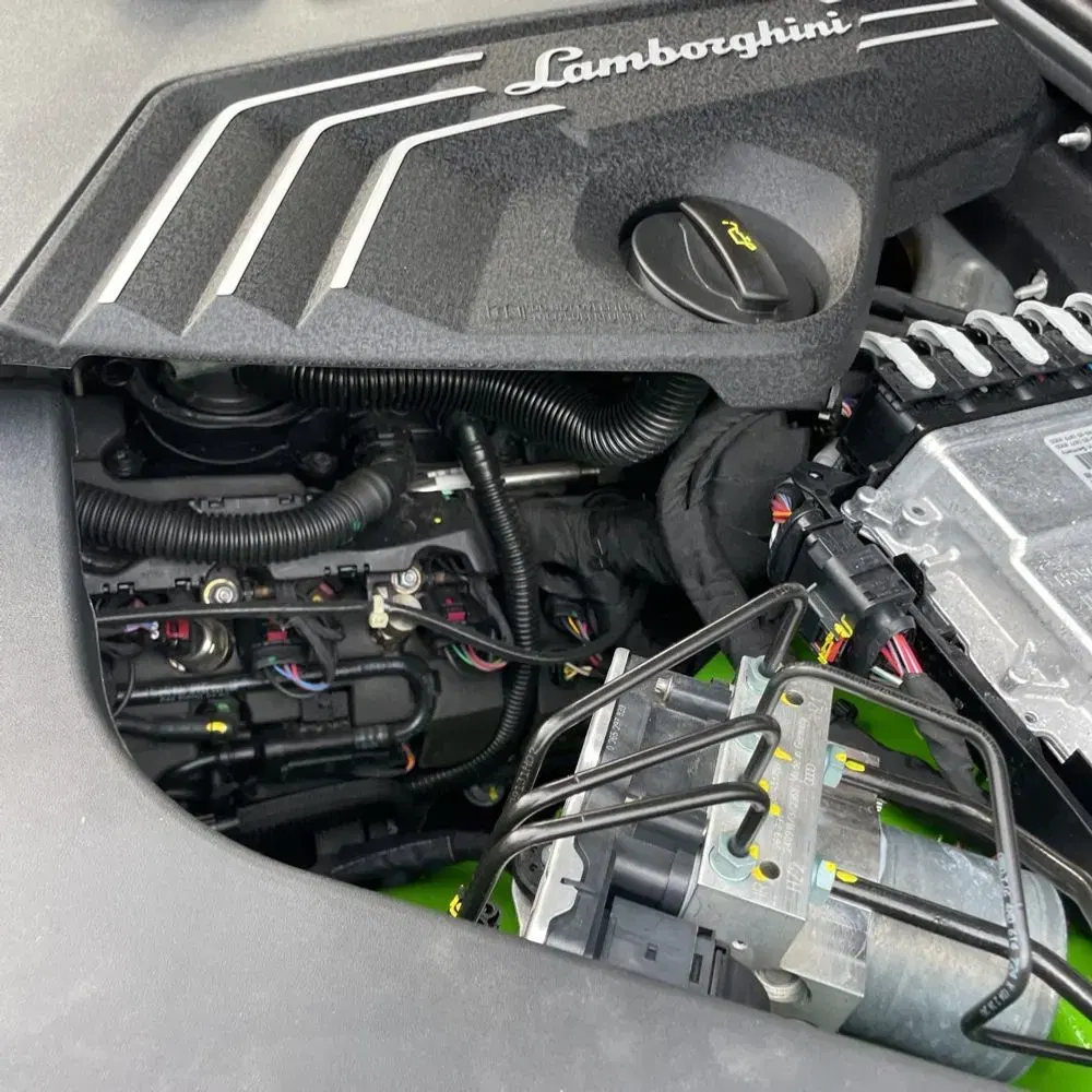 2024 Lamborghini Urus S