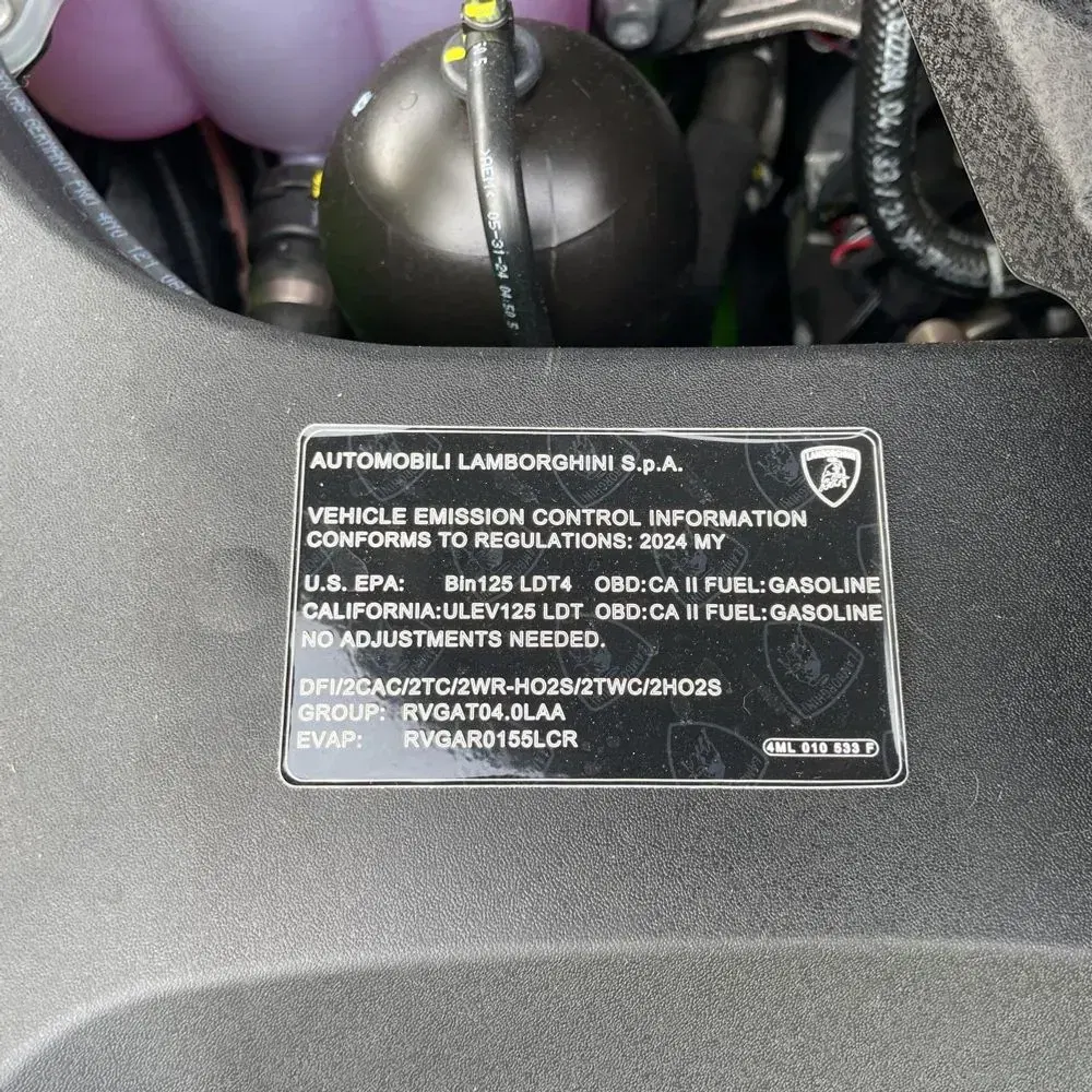 2024 Lamborghini Urus S