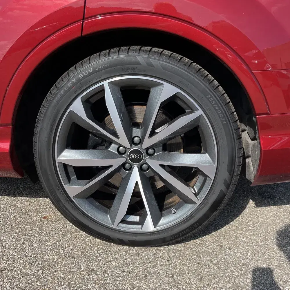 2024 Audi SQ7 Prestige