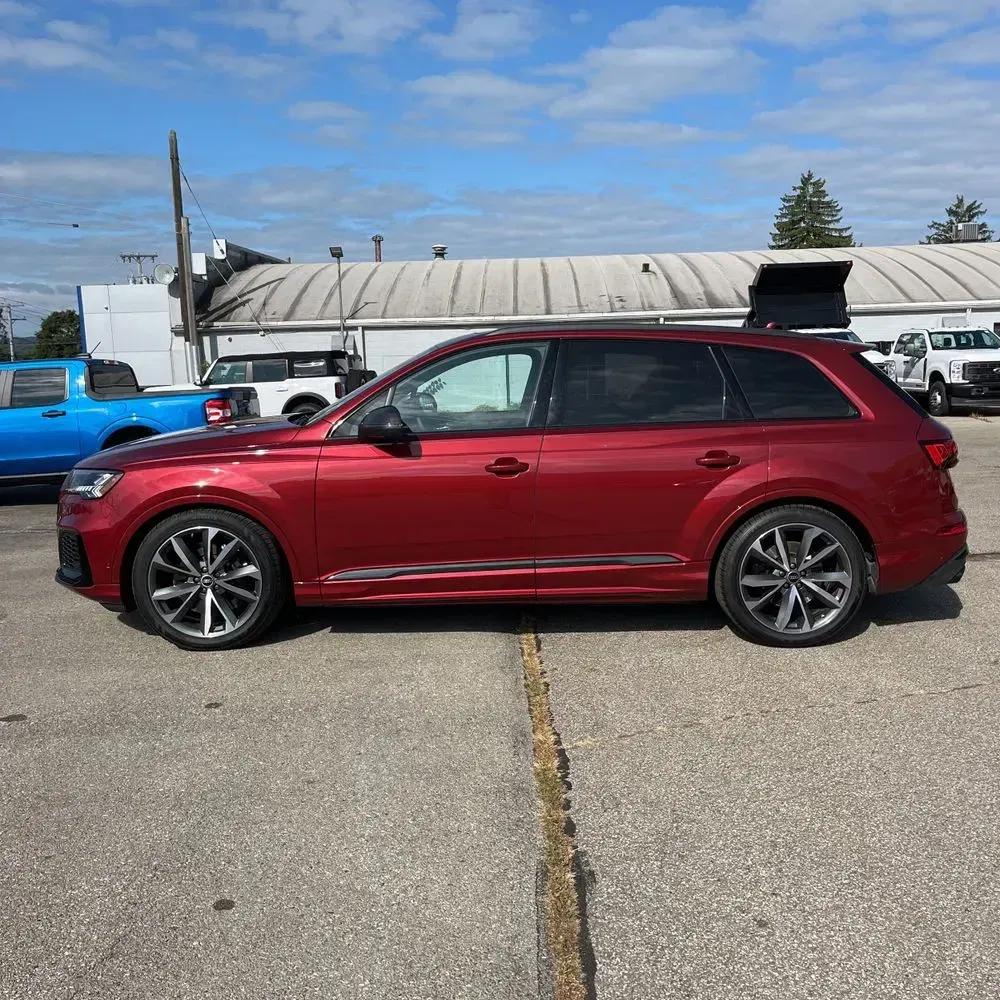 2024 Audi SQ7 Prestige