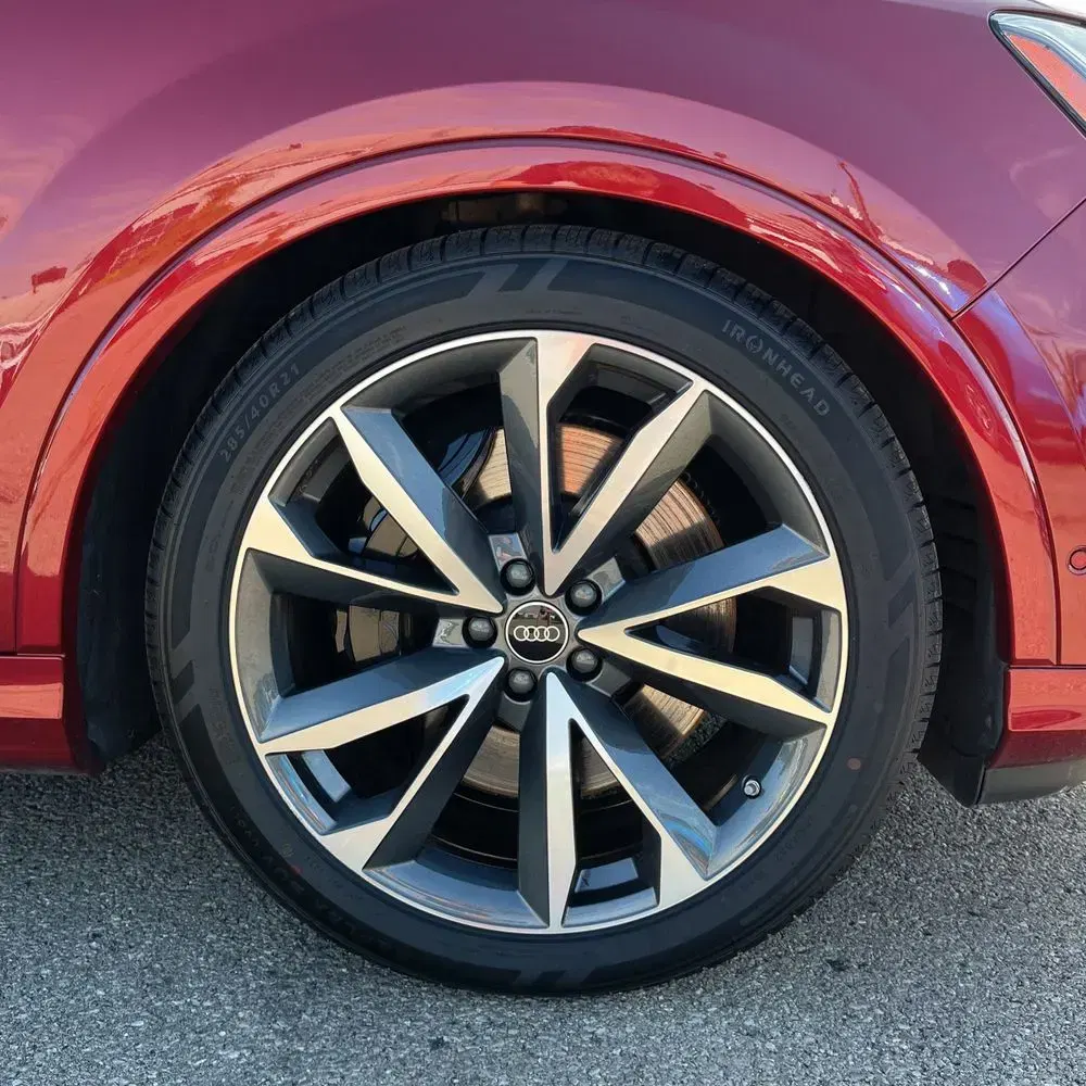 2024 Audi SQ7 Prestige