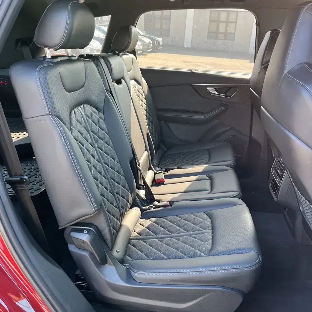2024 Audi SQ7 Prestige