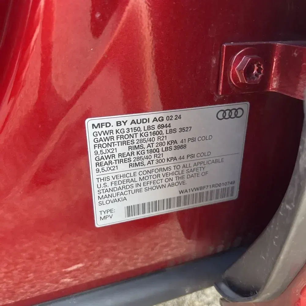 2024 Audi SQ7 Prestige