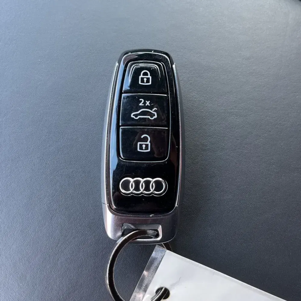 2024 Audi SQ7 Prestige