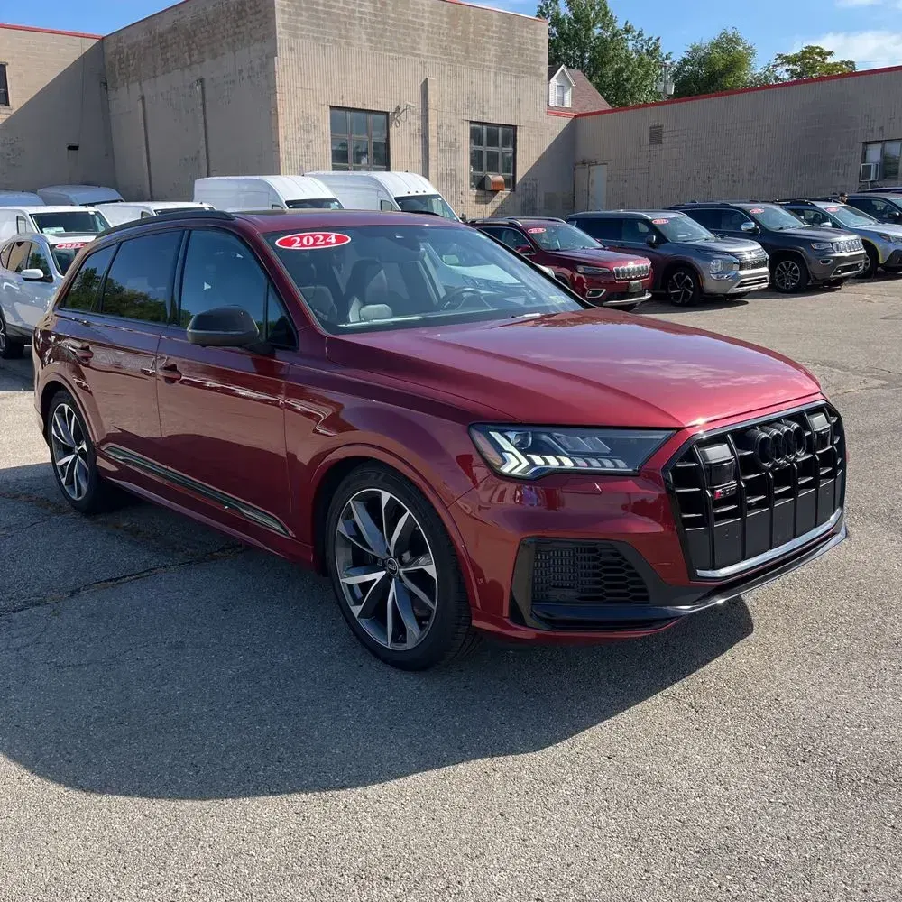2024 Audi SQ7 Prestige