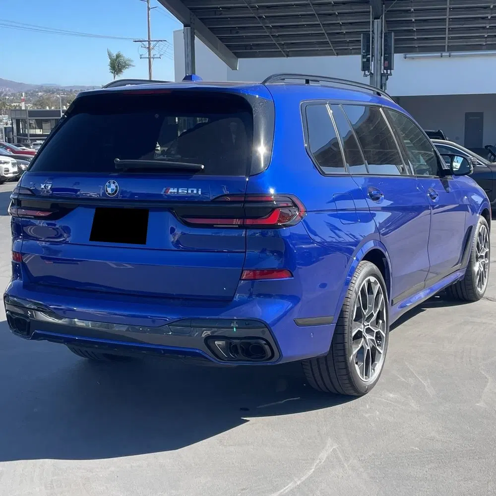2025 BMW X7 M60i