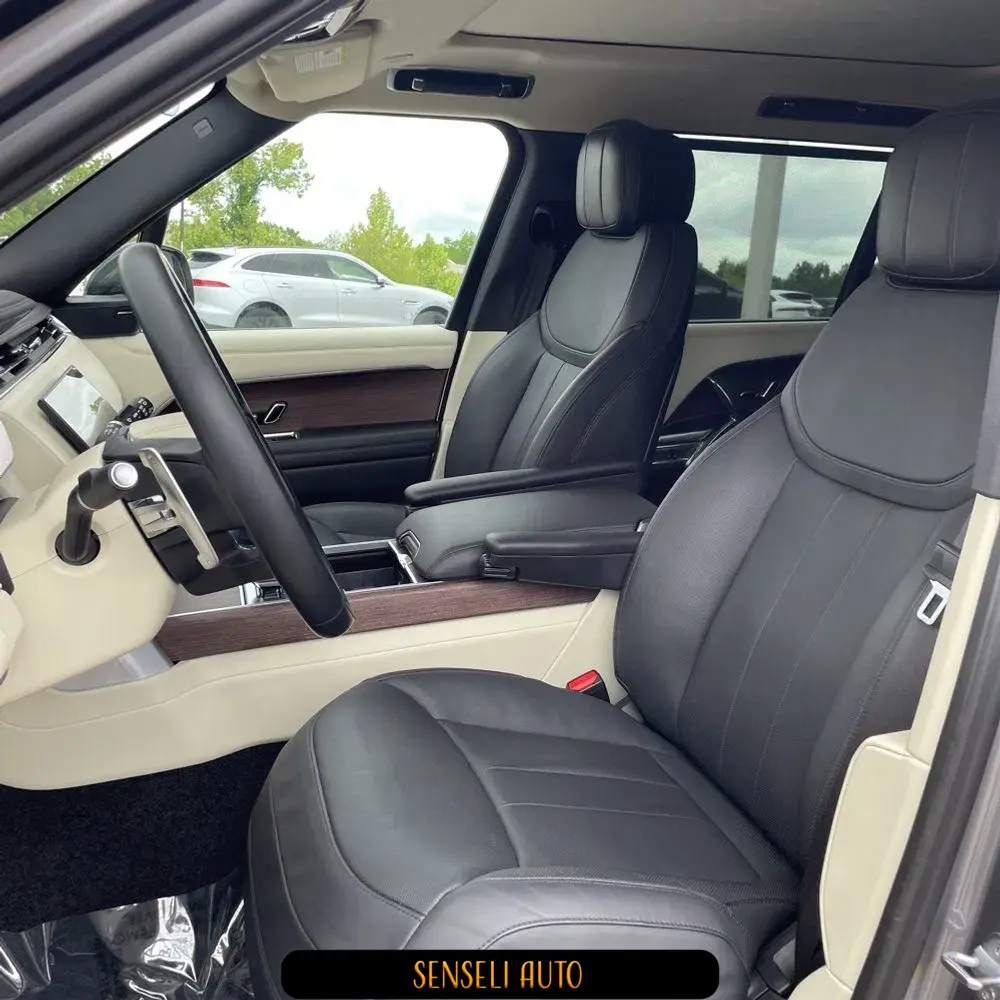 2023 Land Rover Range Rover P530 SE LWB