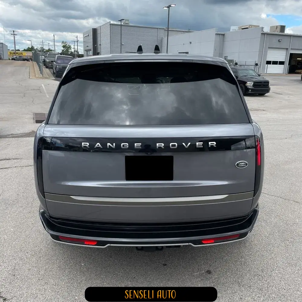 2023 Land Rover Range Rover P530 SE LWB