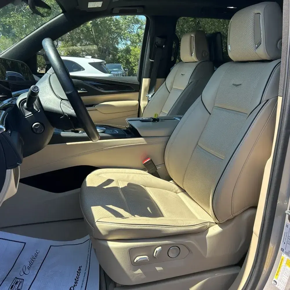 2021 Cadillac Escalade Premium Luxury