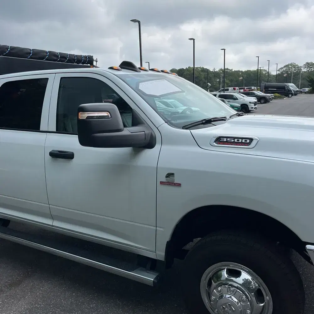 2024 Ram 3500 Cab/Chassis Tradesman