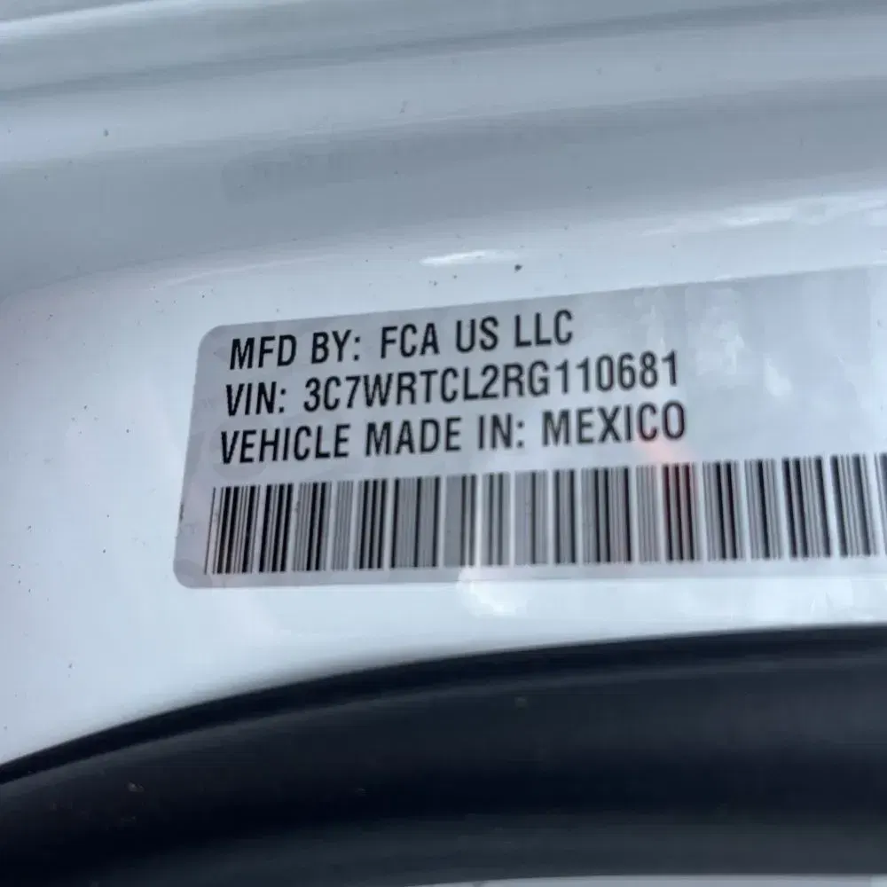2024 Ram 3500 Cab/Chassis Tradesman