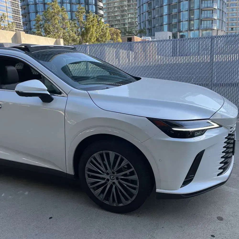 2024 Lexus RX 450h+ Luxury