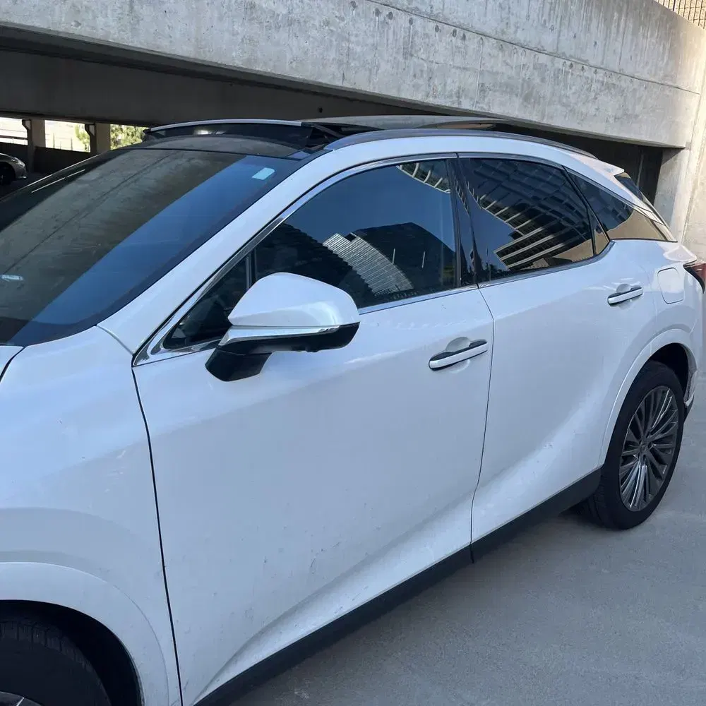 2024 Lexus RX 450h+ Luxury