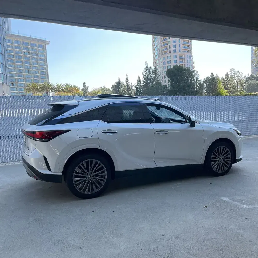 2024 Lexus RX 450h+ Luxury