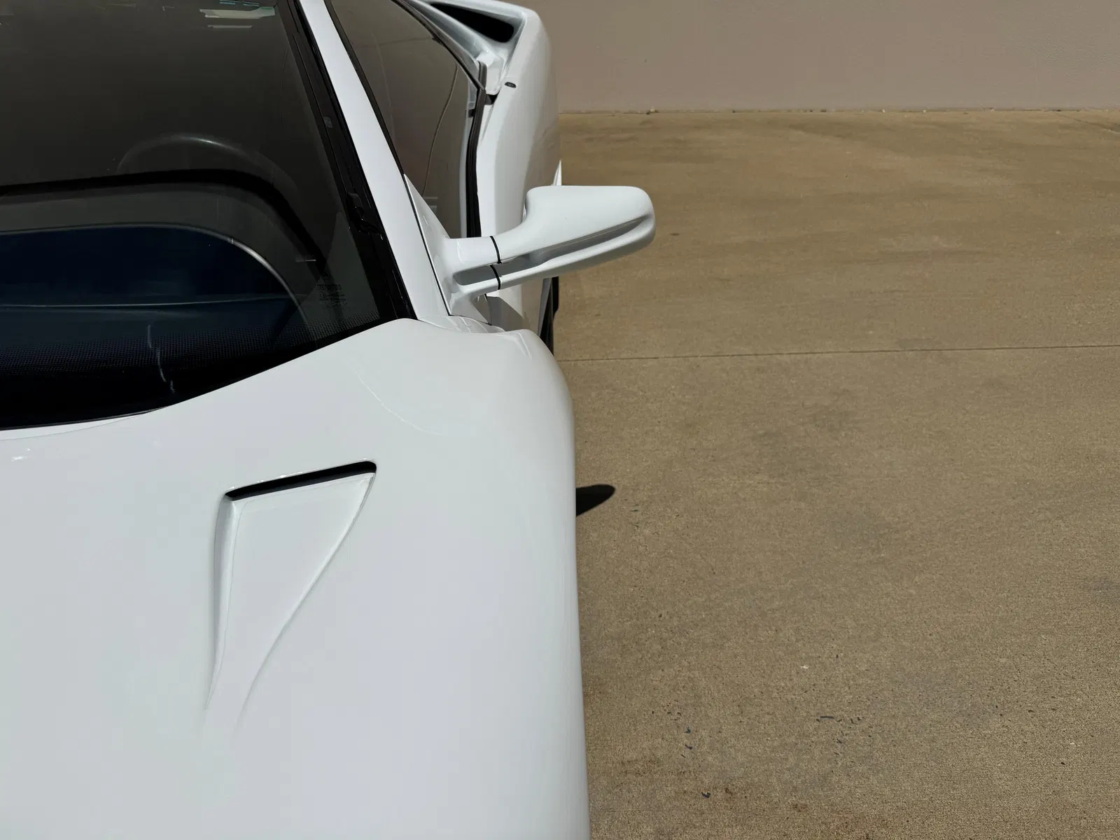 1991 Lamborghini Diablo - $124k+ in Recent Service, Gated 5-Speed Manual, 16k Miles Shown, U.S. Title