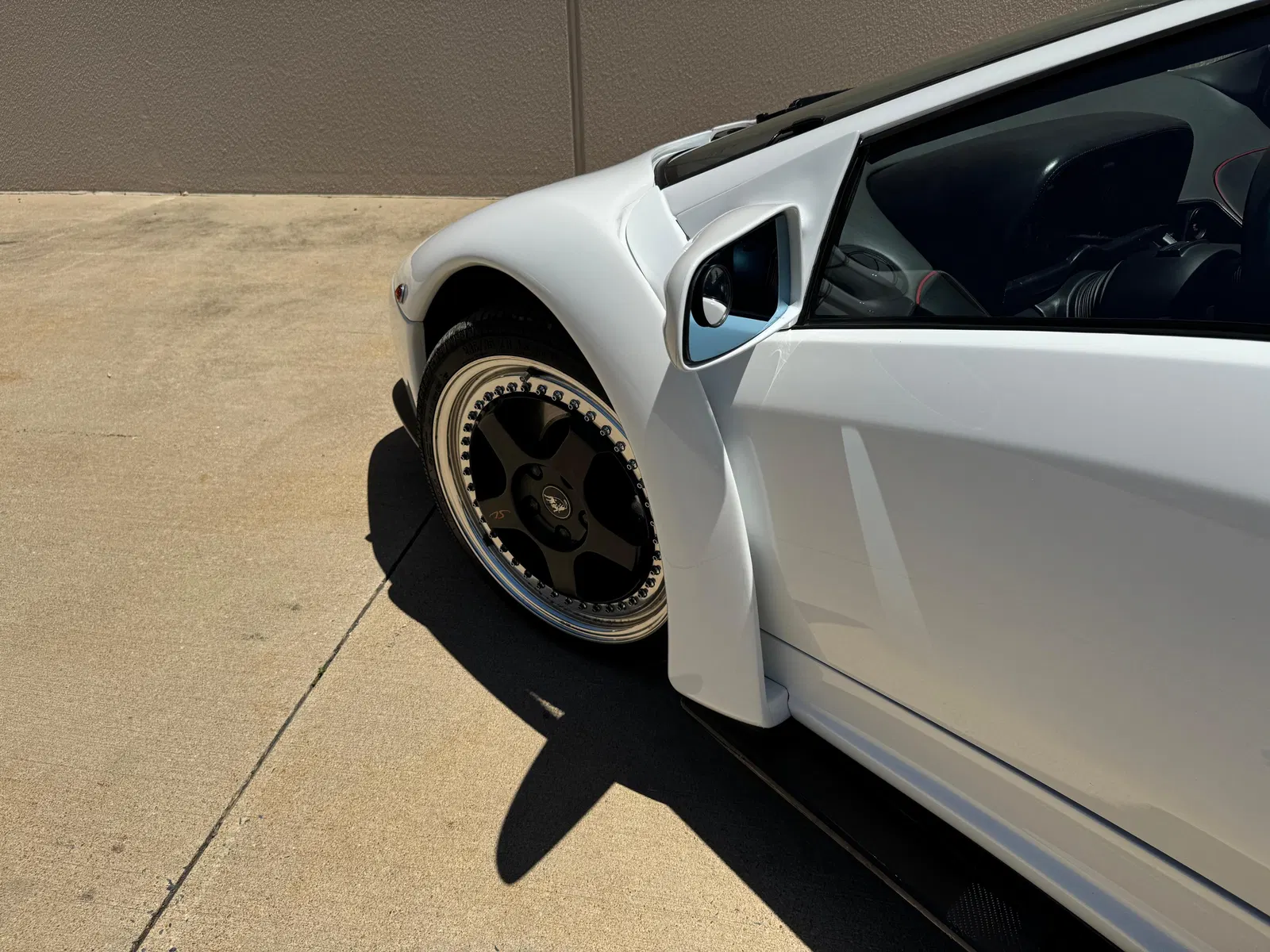 1991 Lamborghini Diablo - $124k+ in Recent Service, Gated 5-Speed Manual, 16k Miles Shown, U.S. Title