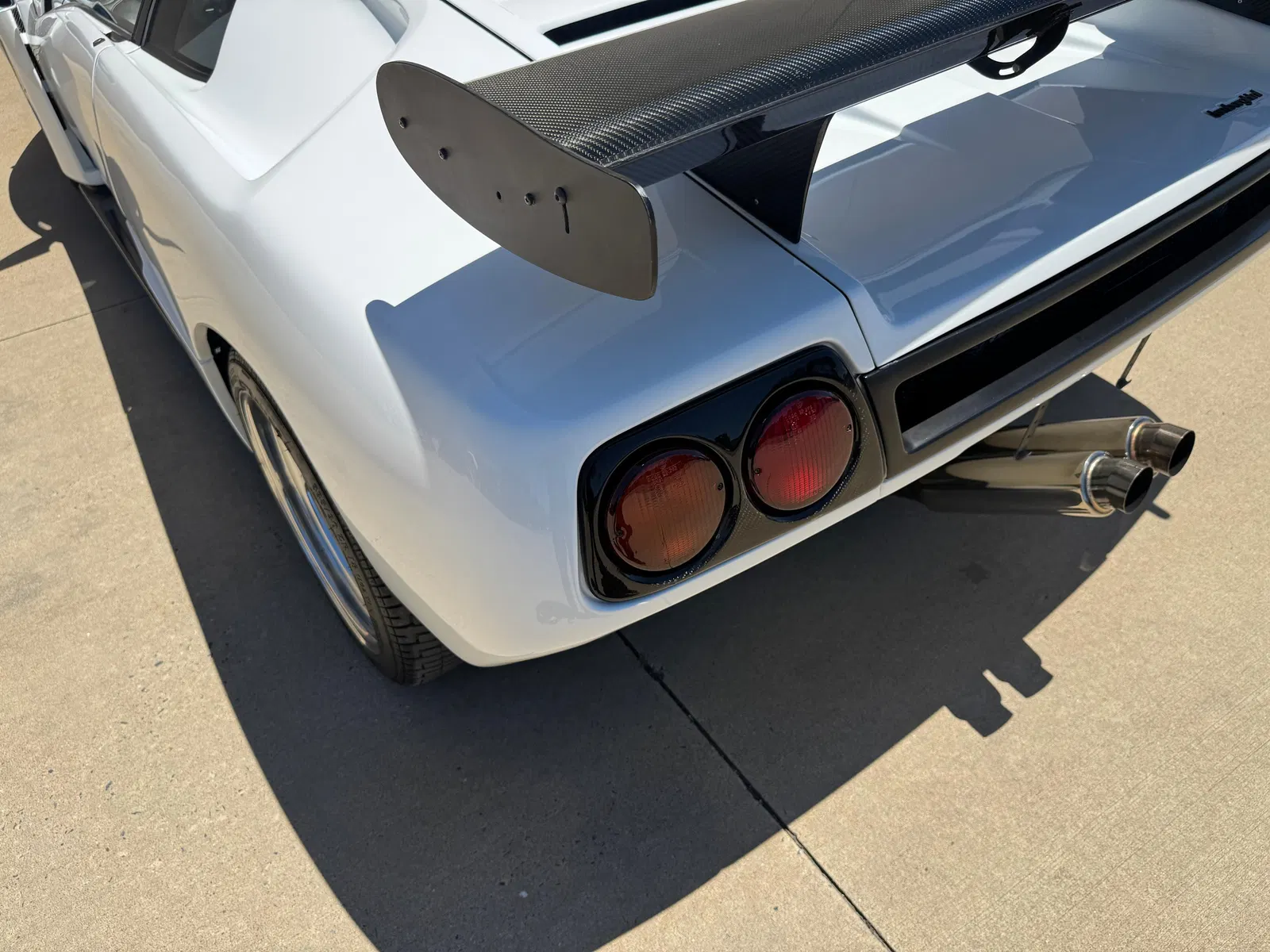 1991 Lamborghini Diablo - $124k+ in Recent Service, Gated 5-Speed Manual, 16k Miles Shown, U.S. Title
